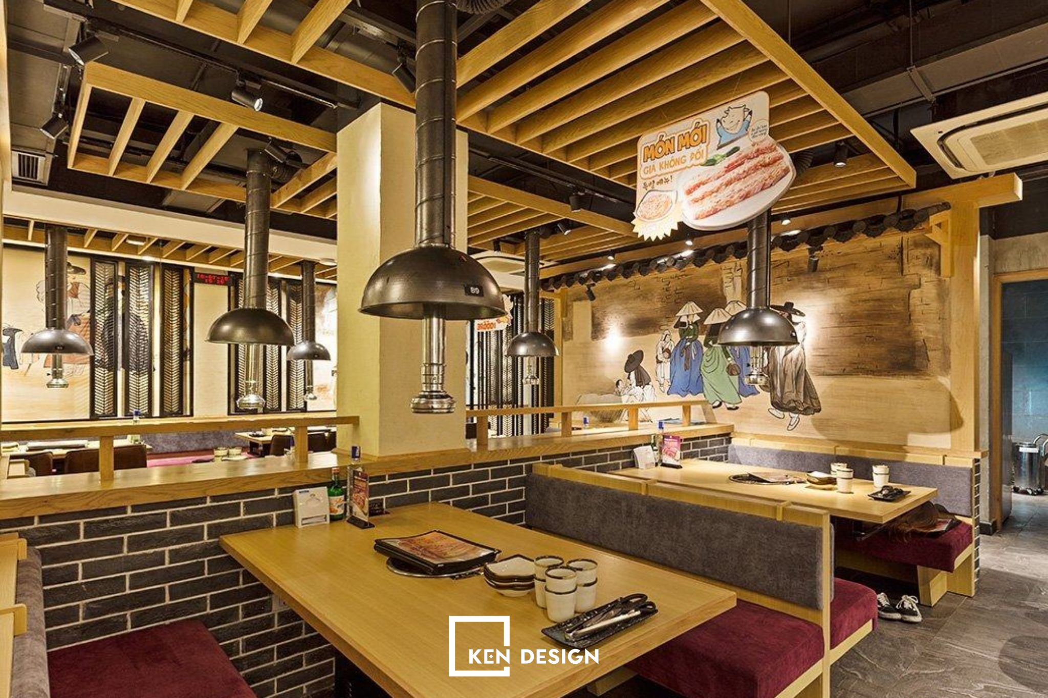 Nội thất bằng gỗ ép tự nhiên có độ bền cao được sử dụng trong thiết kế nhà hàng GoGi house