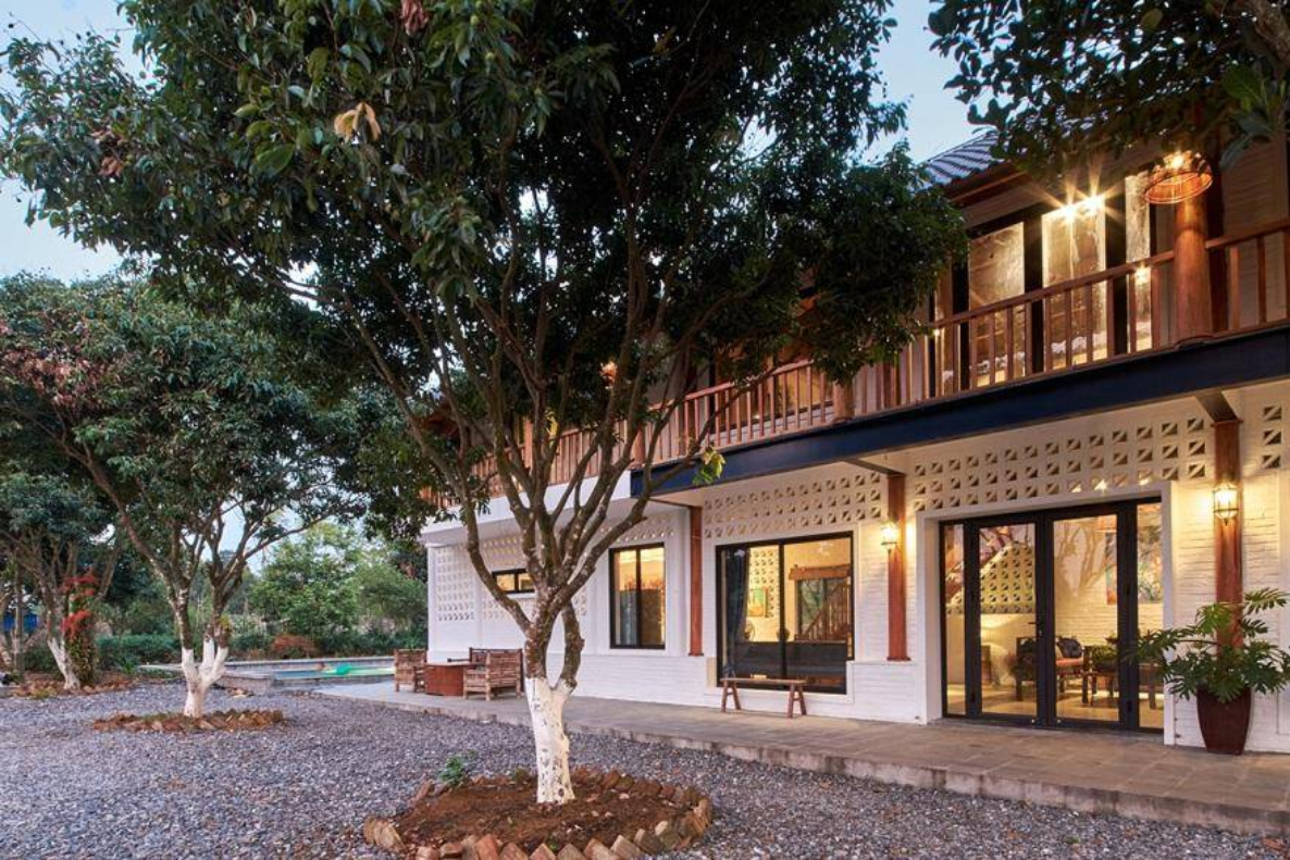 Thiết kế phong cách Indochine tại Giang House Homestay Hòa Bình
