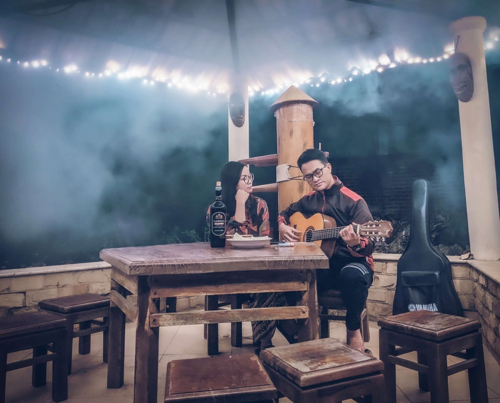 Du khách tại Sunday Villa Hòa Bình