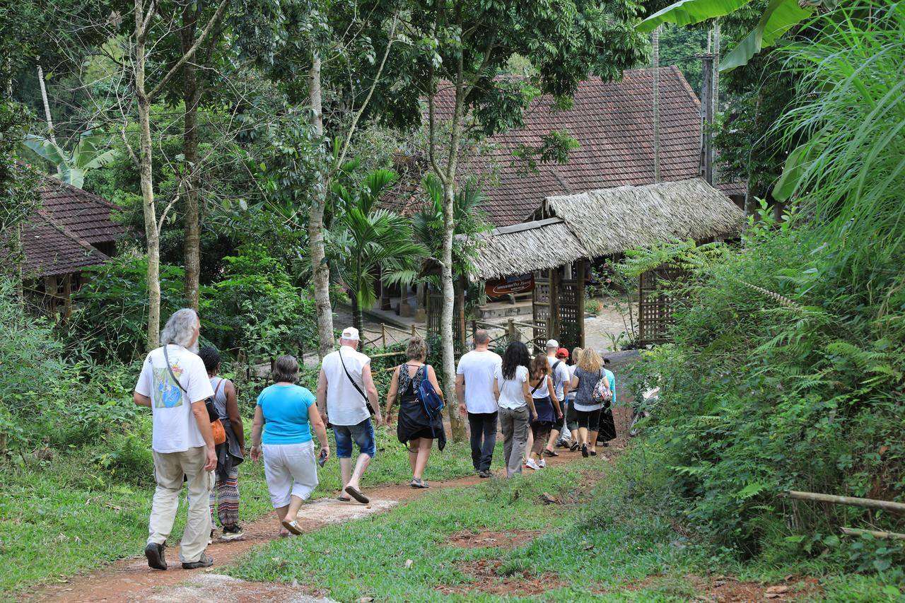 Review Mường Bi Homestay Hòa Bình - du khách tại Homestay