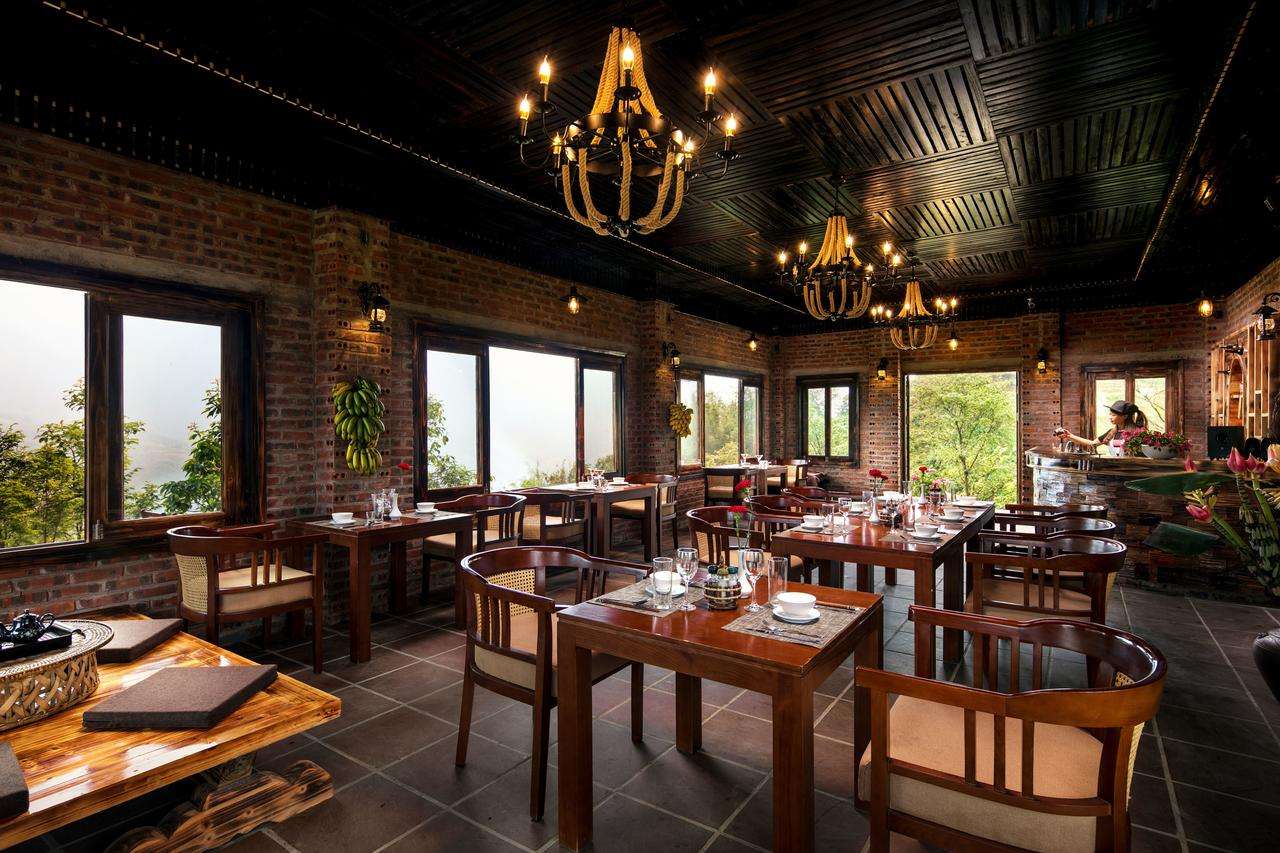 Nhà hàng tại Chapa Ecolodge