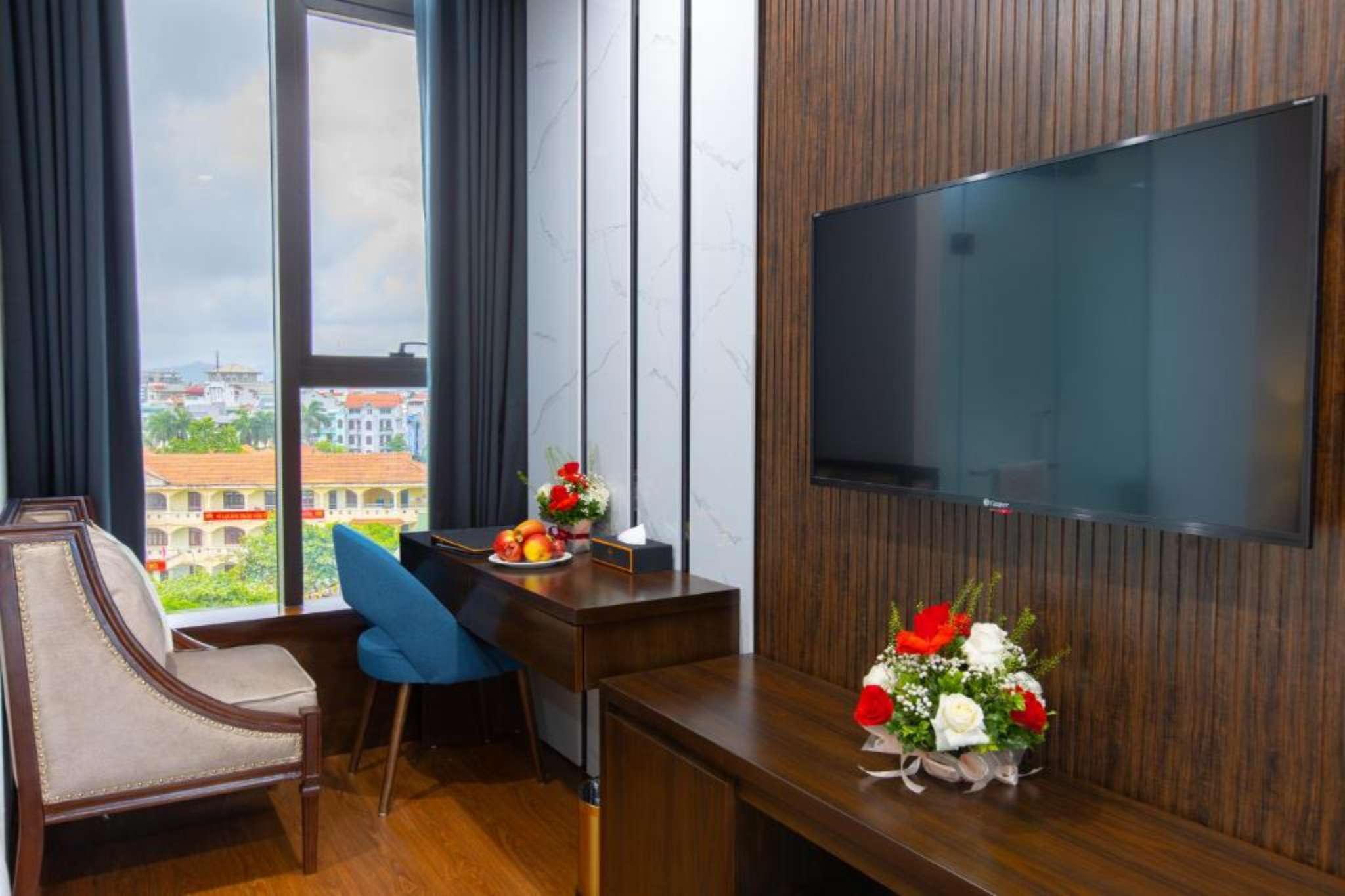 Một góc trong không gian phòng của Sala Hotel Móng Cái