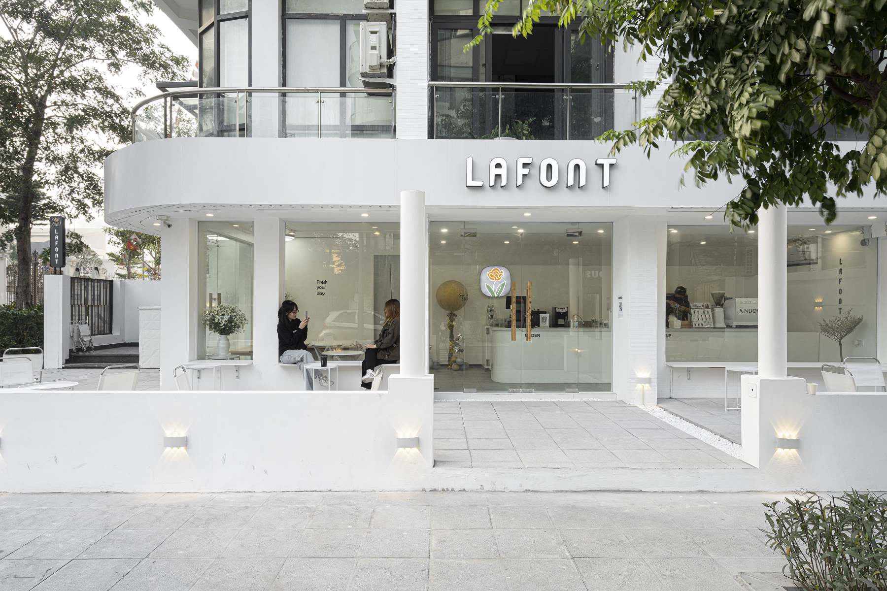 Thi công quán cafe Lafont - vẻ đẹp nằm trong sự tối giản