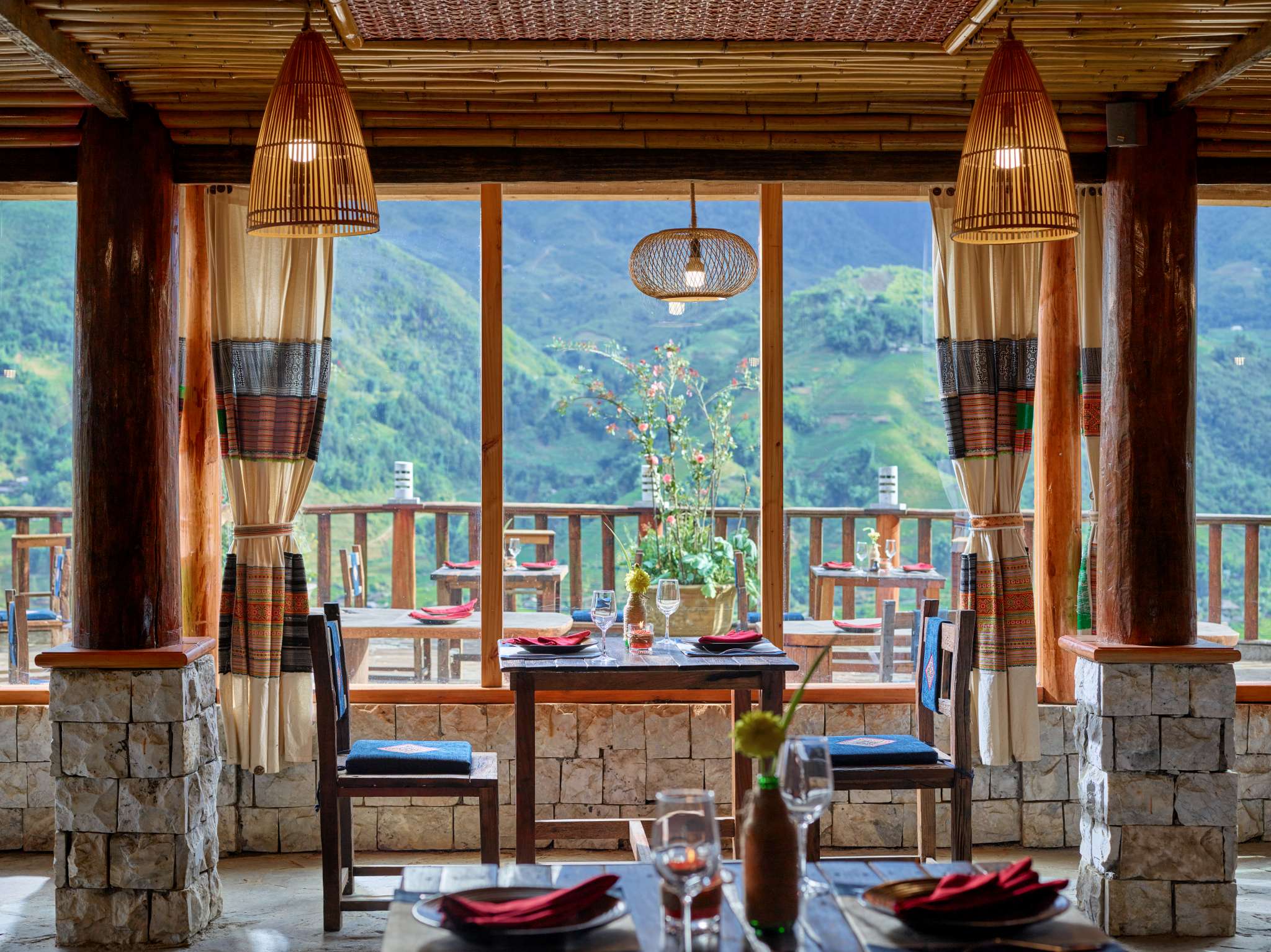 Nhà hàng tại Laxsik Ecolodge