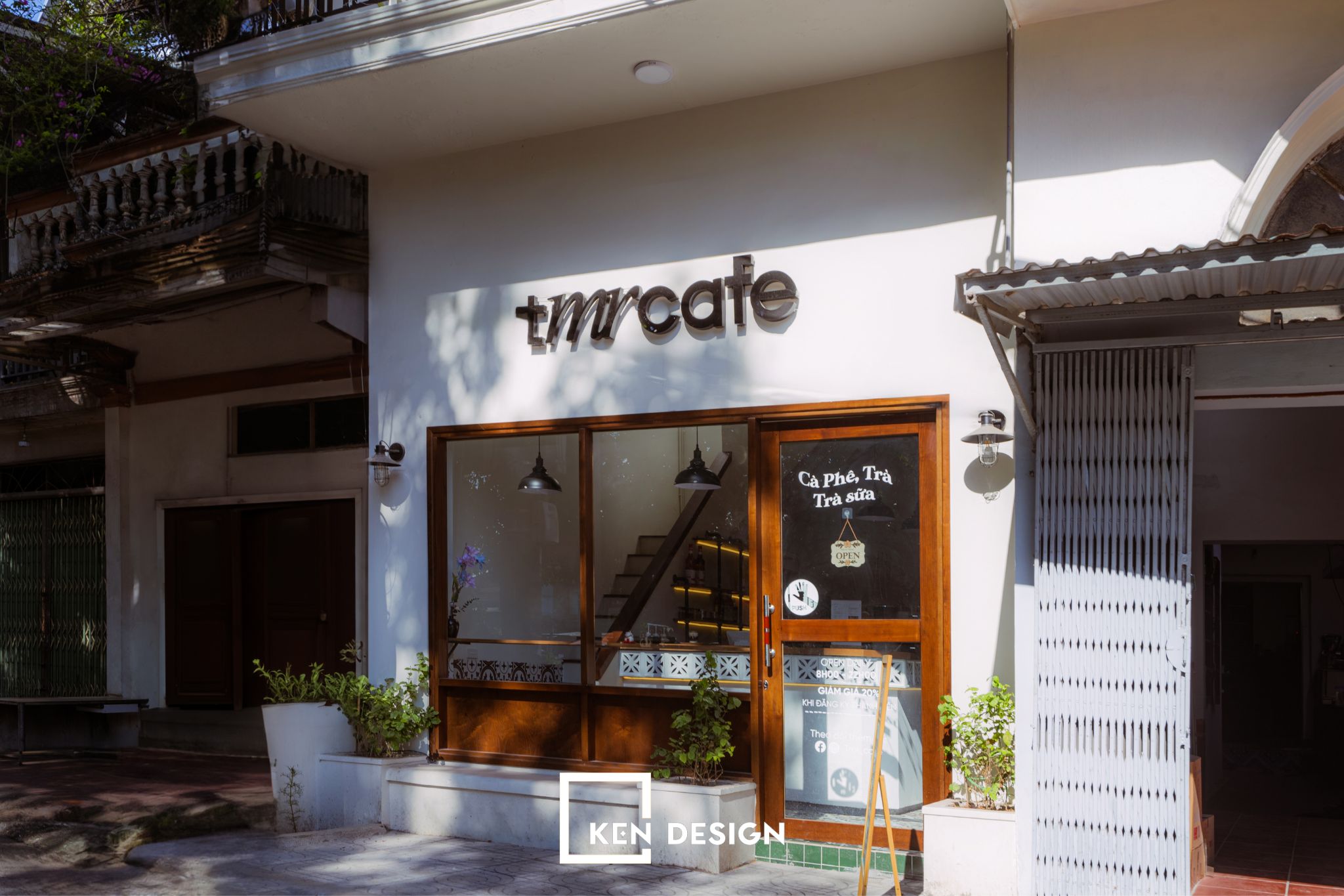 Thi công quán cafe TMR Tả Thanh Oai - "Tái hiện vẻ đẹp của năm tháng”
