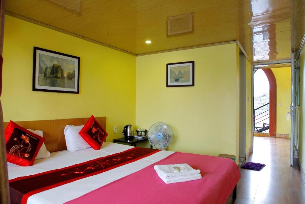 Review LePont Bungalow Hostel