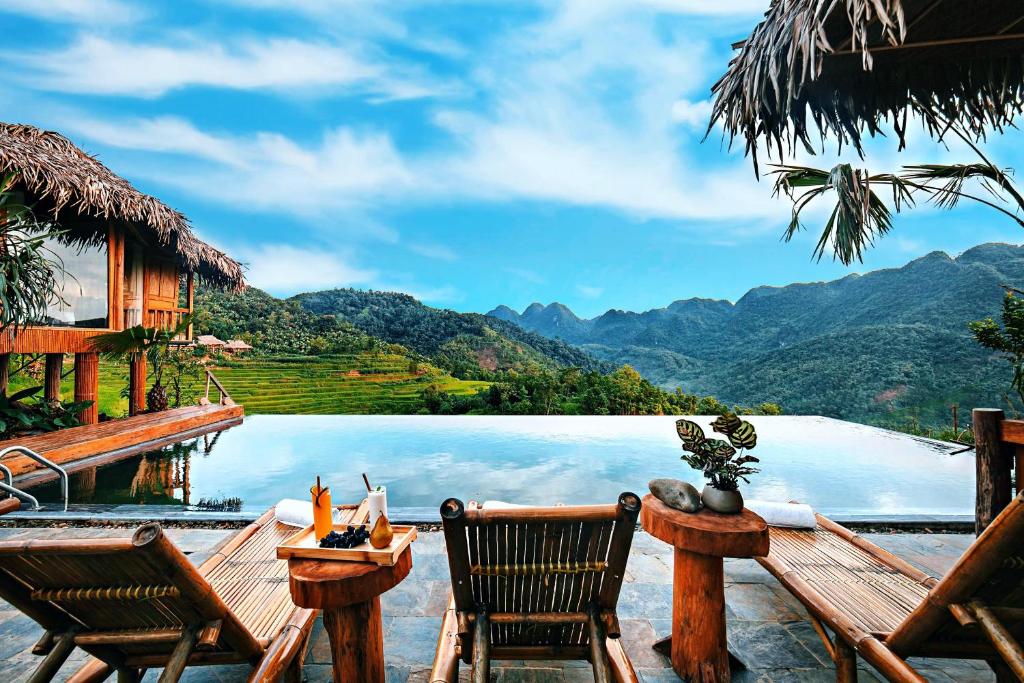 Bể bơi vô cực