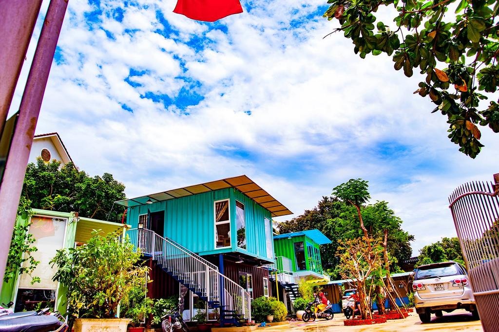 Review Vung Tau Homestay Container