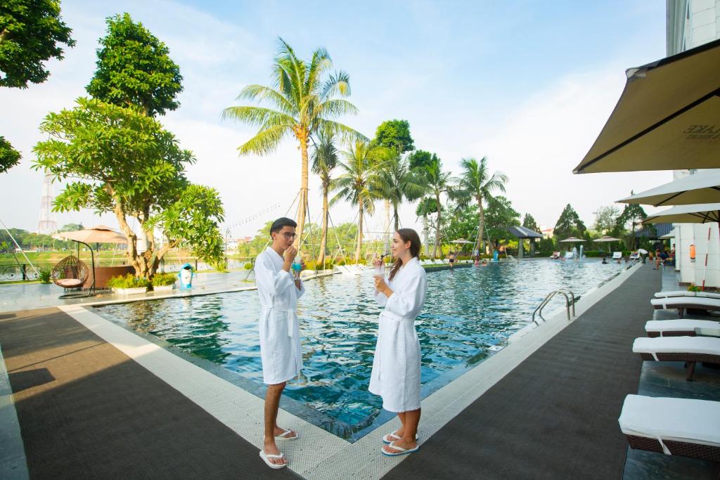 Hồ bơi Westlake Hotel & Resort Vinh Phuc