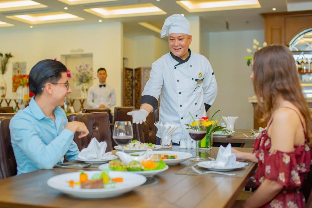 Review Westlake Hotel & Resort Vinh Phuc
