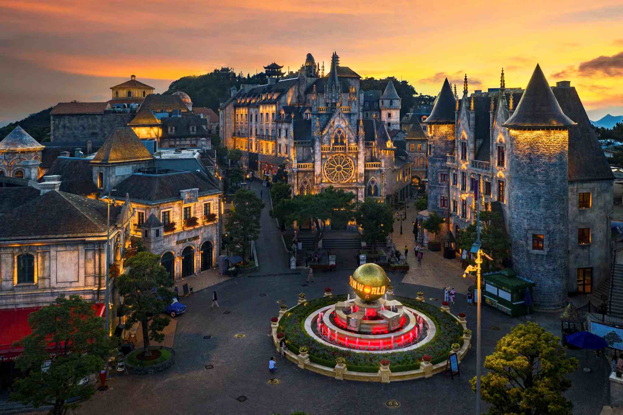 Lang Pháp cổ tại Sun World Bà Nà Hills