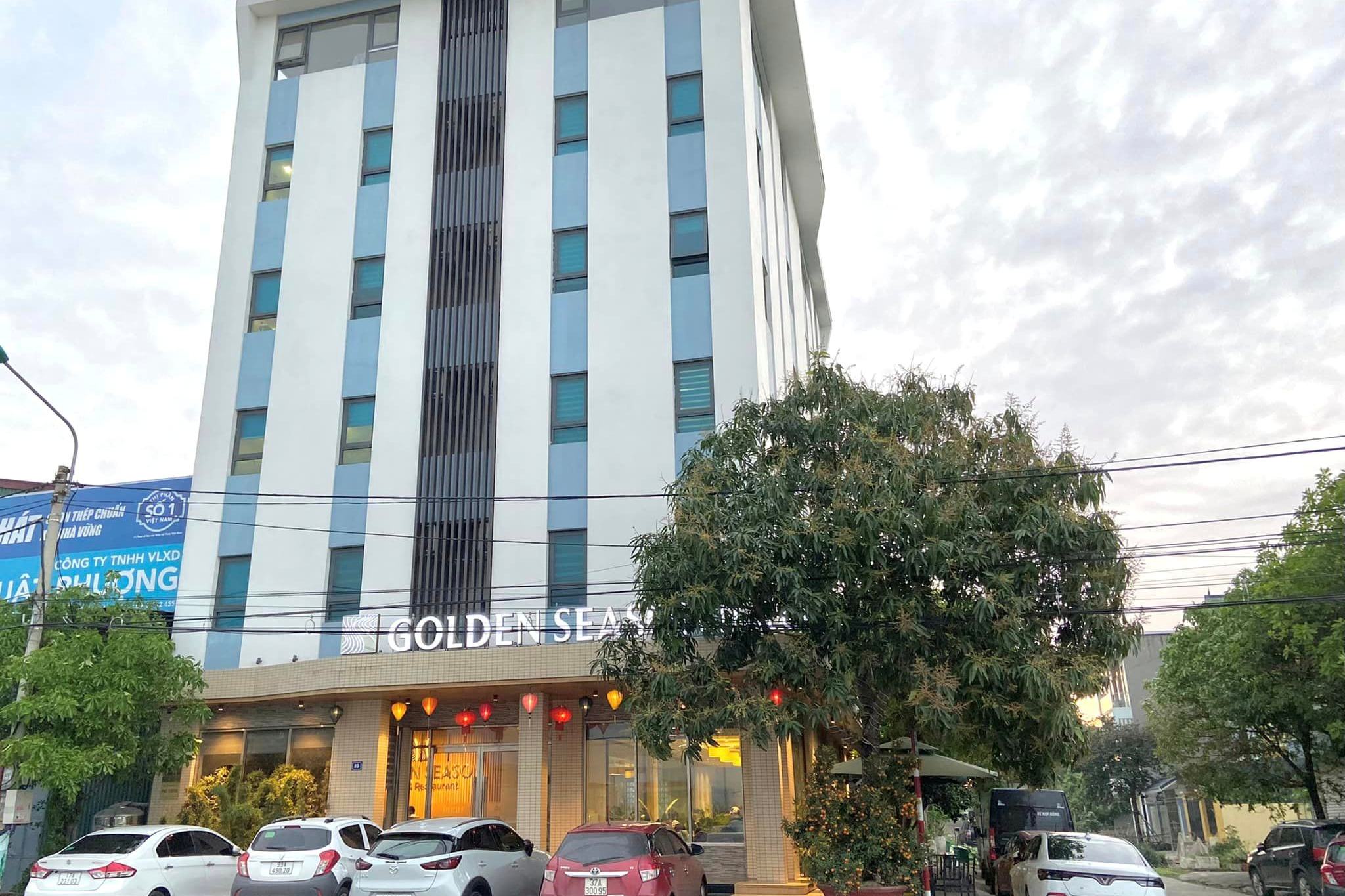 Golden Season Hotel