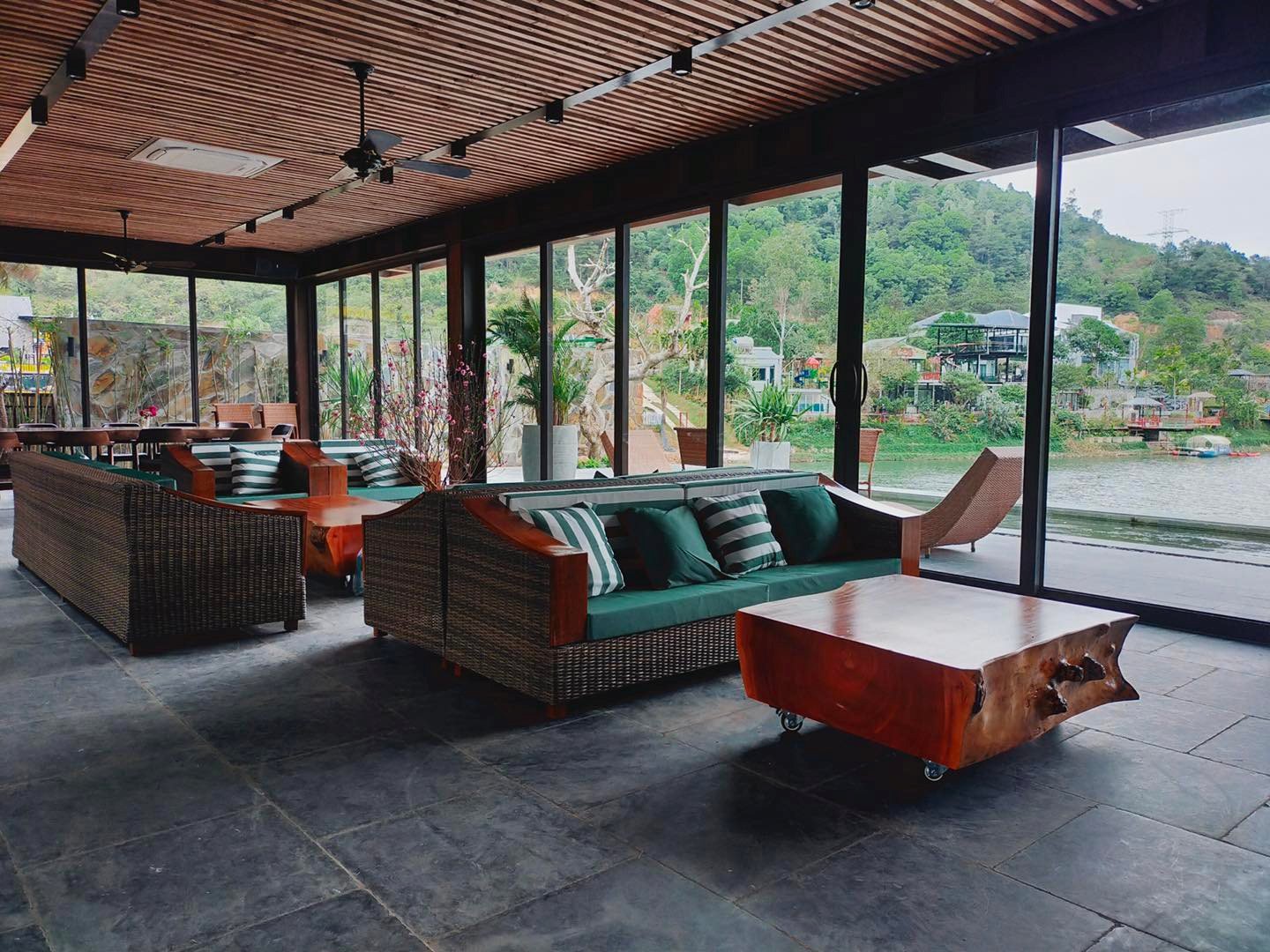 dau-tu-Island-House-Soc-Son 