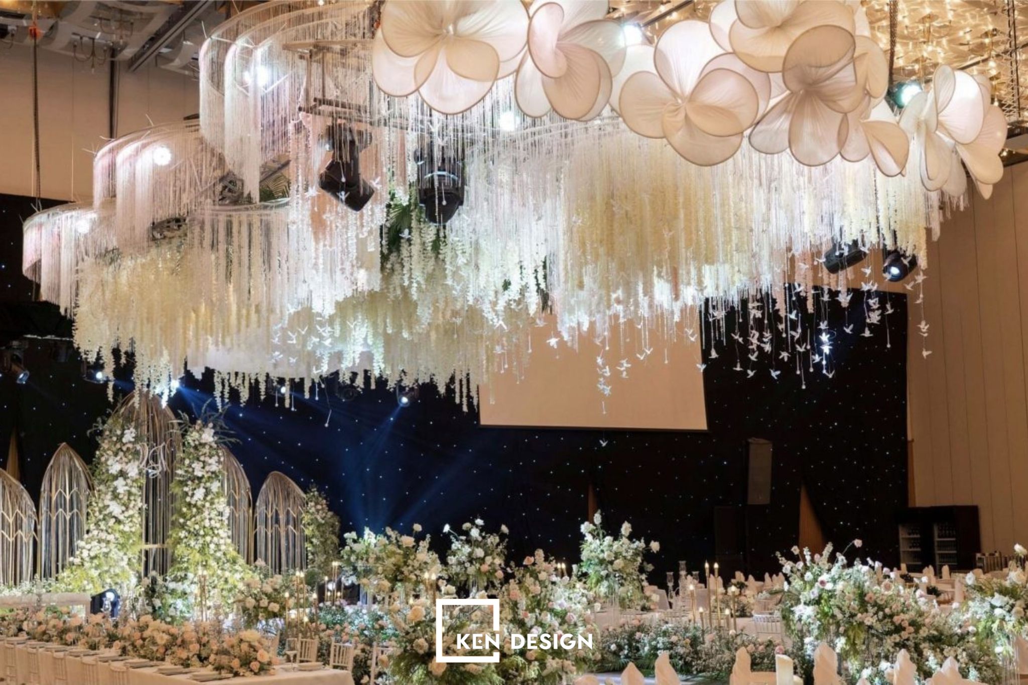 Lưu ý khi thiết kế nhà hàng tiệc cưới không phải phải ai cũng biết