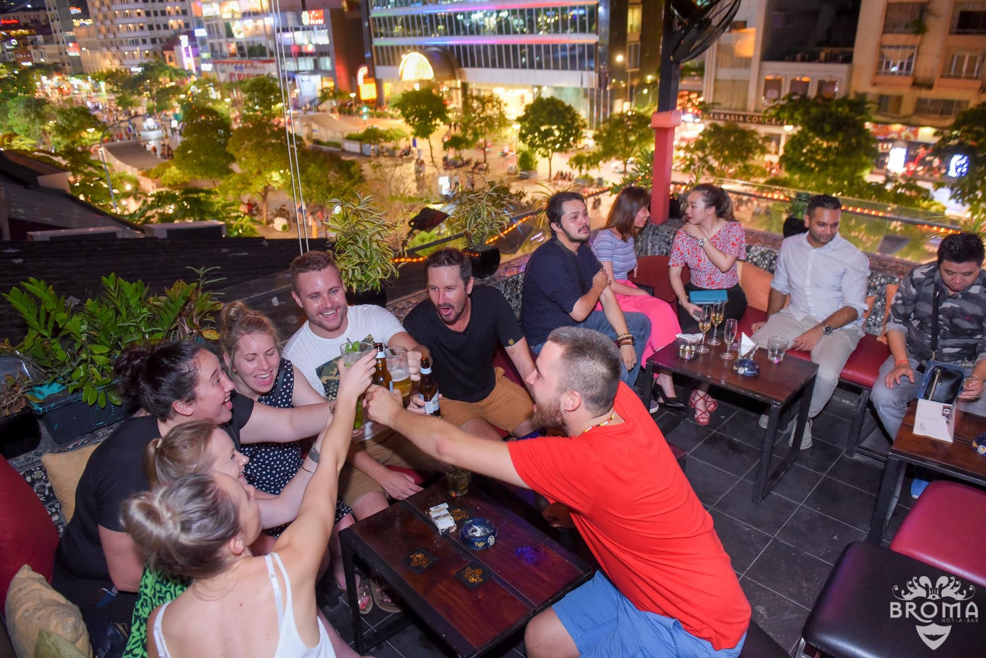 Sky bar Hồ Chí Minh