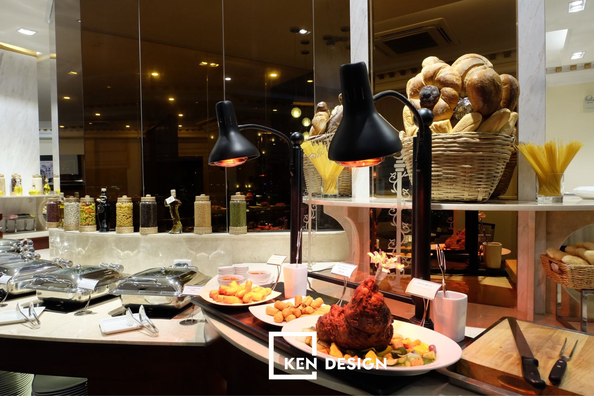 thiết kế Breeze Sky Bar Rooftop