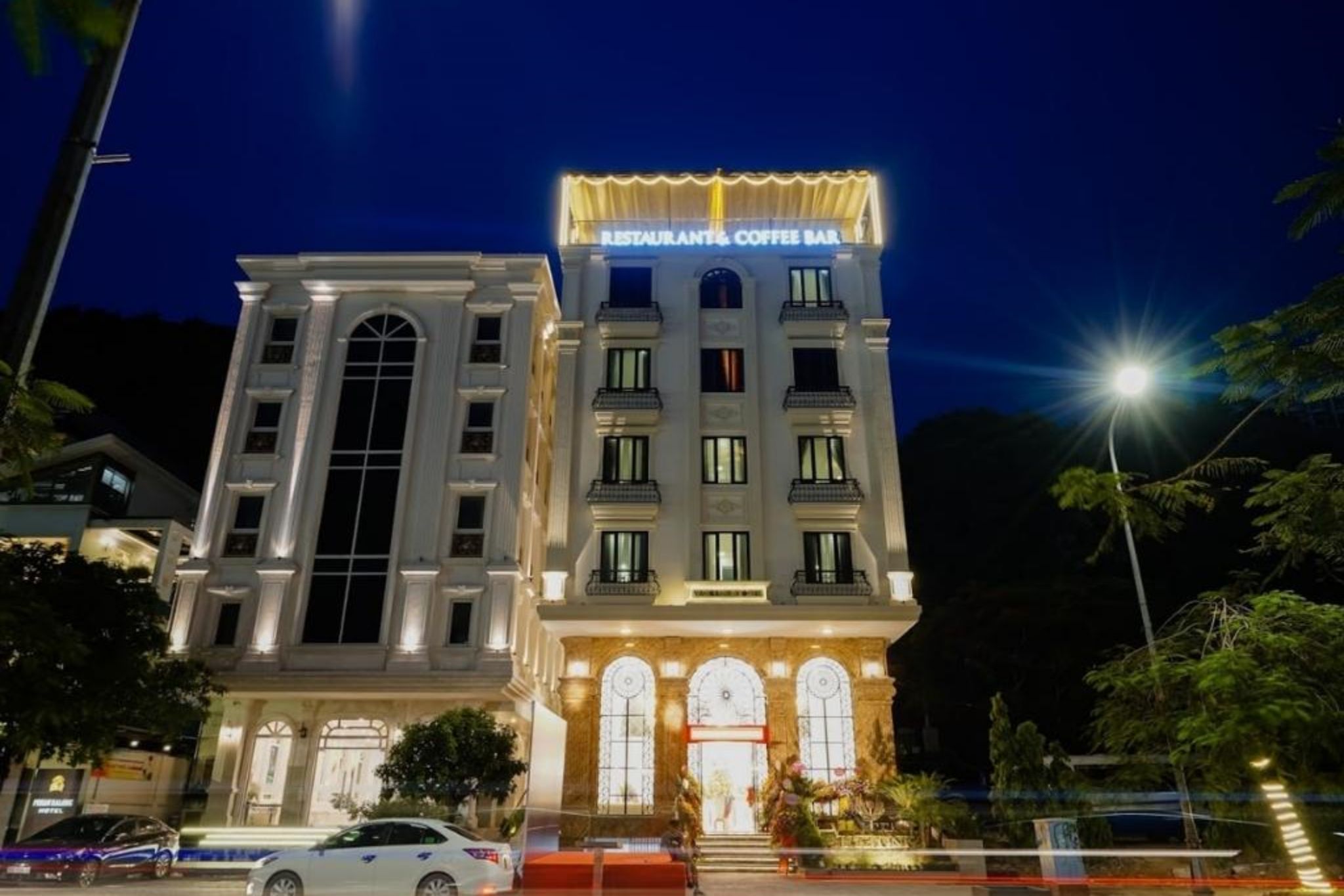 Vincent là khách sạn 3 sao tại Quảng Ninh