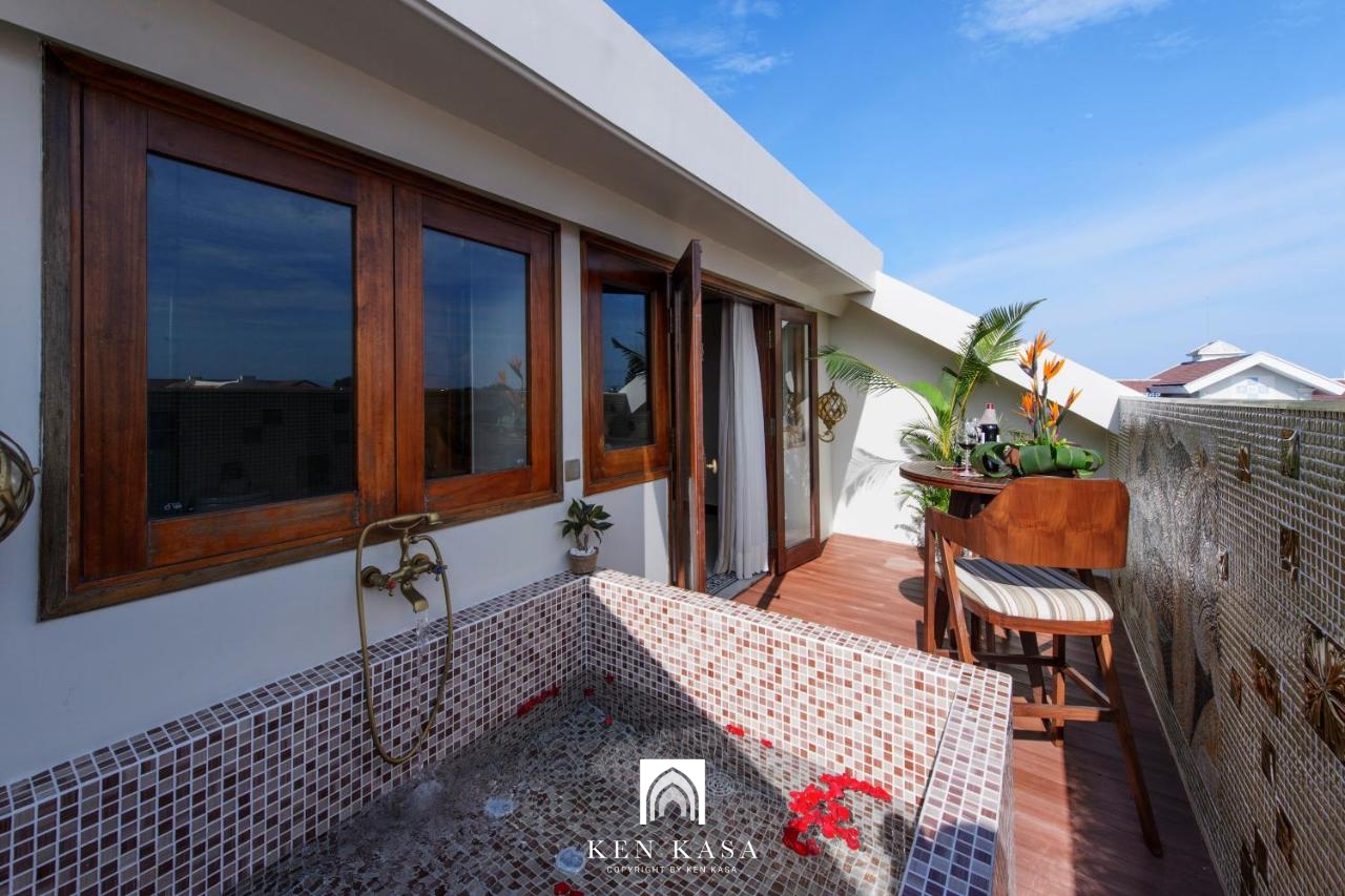 ban công tại Almanity Hội An Resort