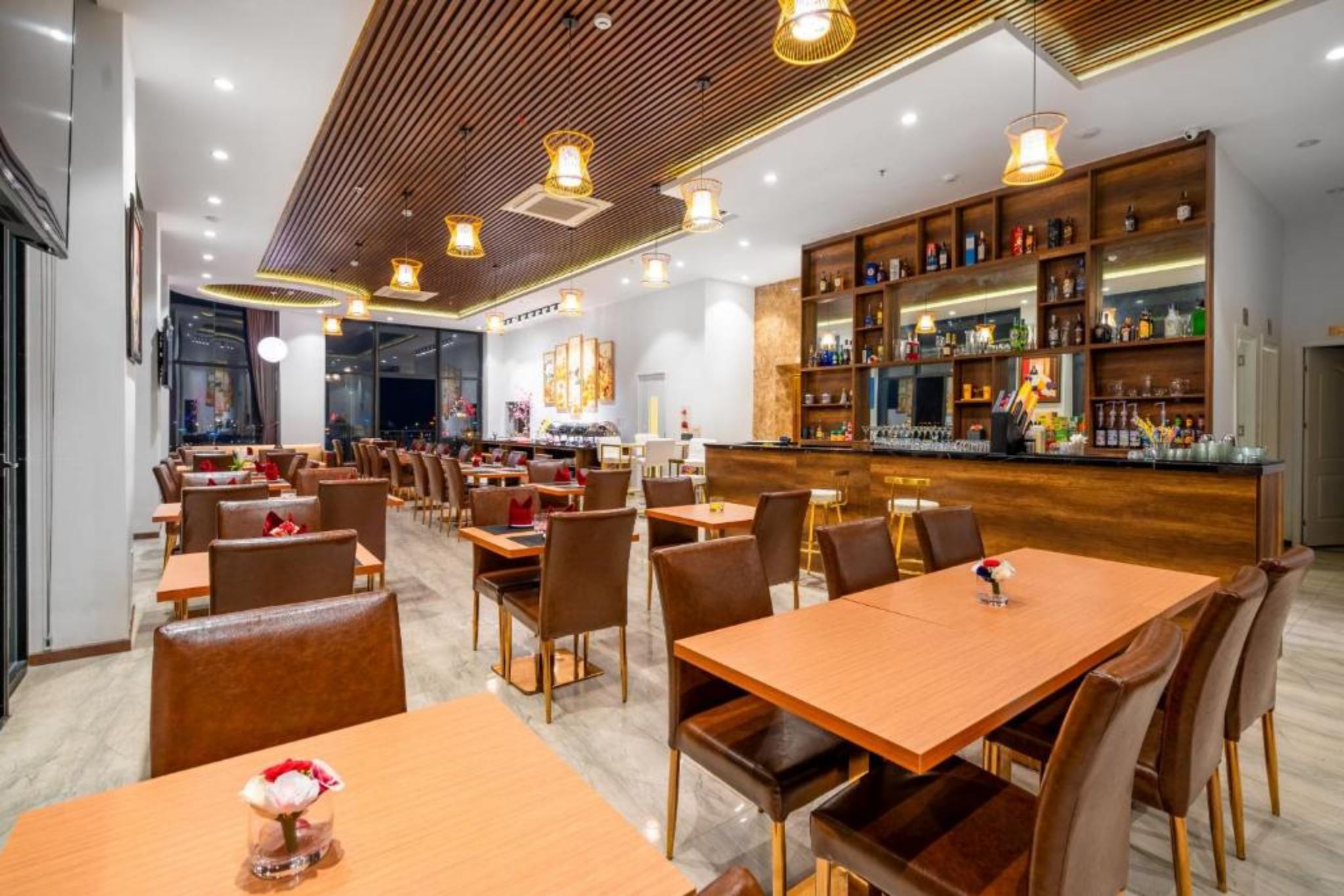 bar của EX Da Nang Luxury Hotel