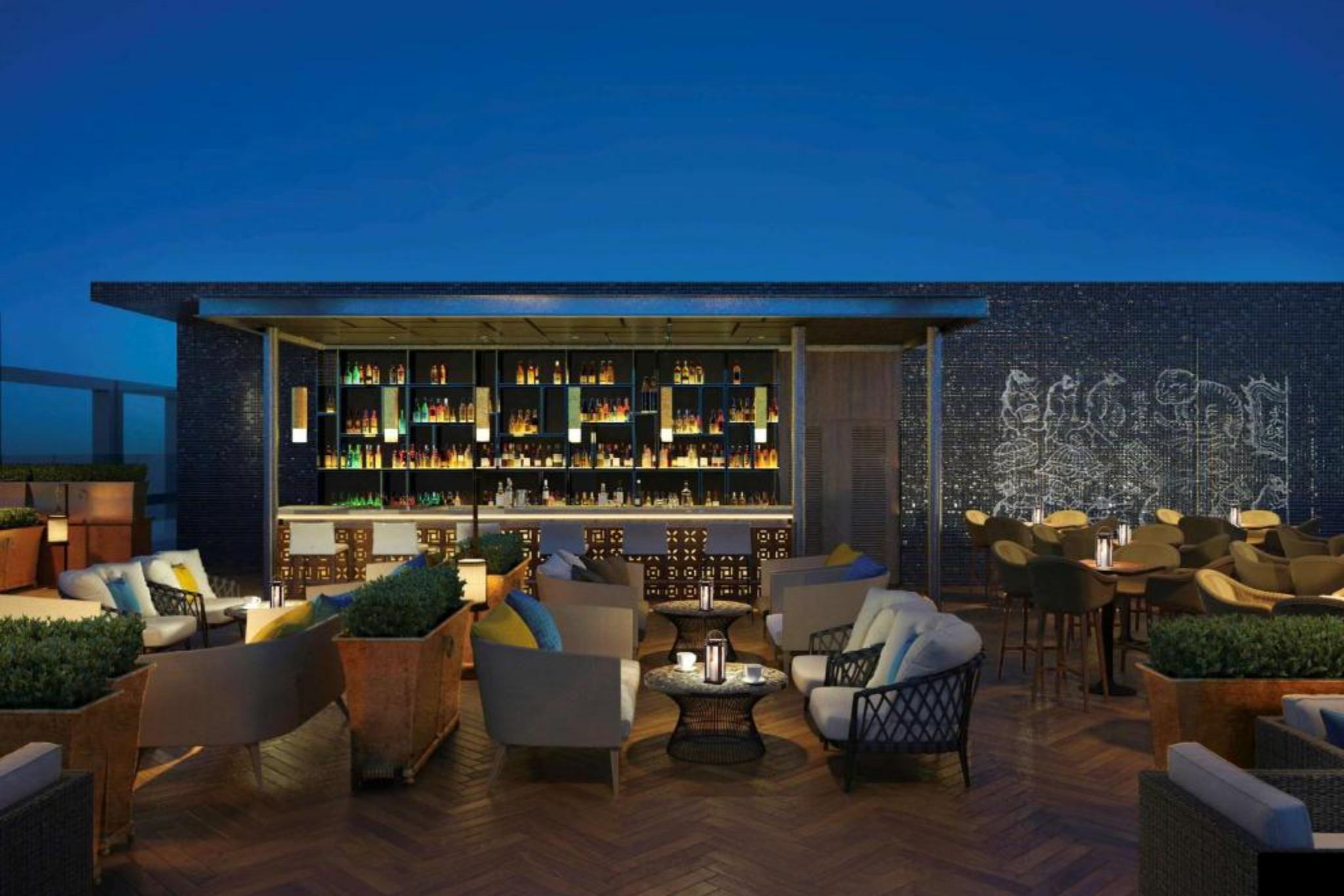 bar ngoài trời của Grand Mercure Hanoi