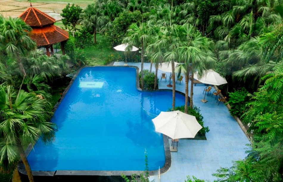 Hồ bơi Family Resort Ba Vì