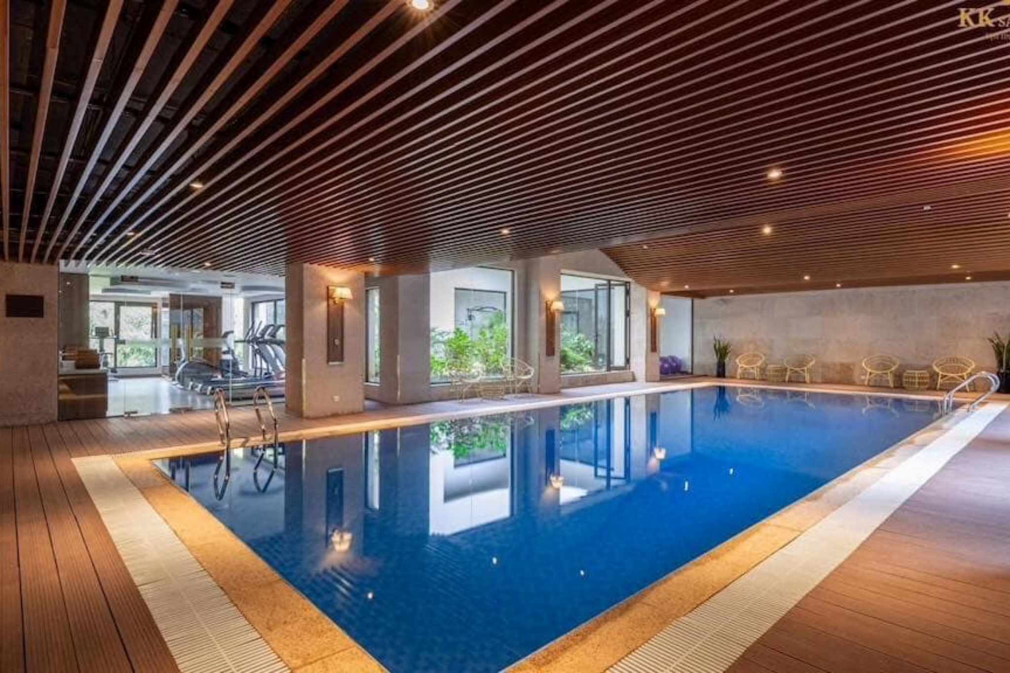 Bể bơi 4 màu tại KK Sapa Hotel