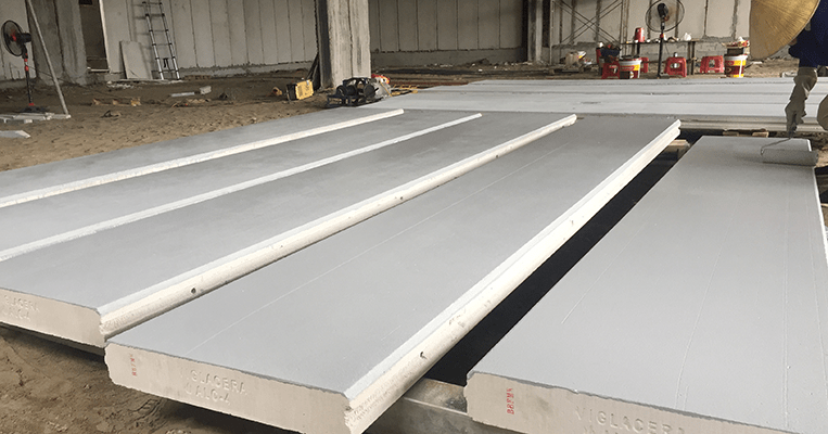 Cải tạo quán cafe bằng khung sắt và tấm bê tông nhẹ