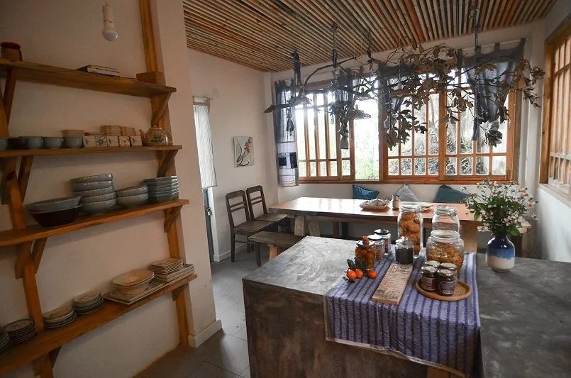 Gian bếp Dadia Homestay