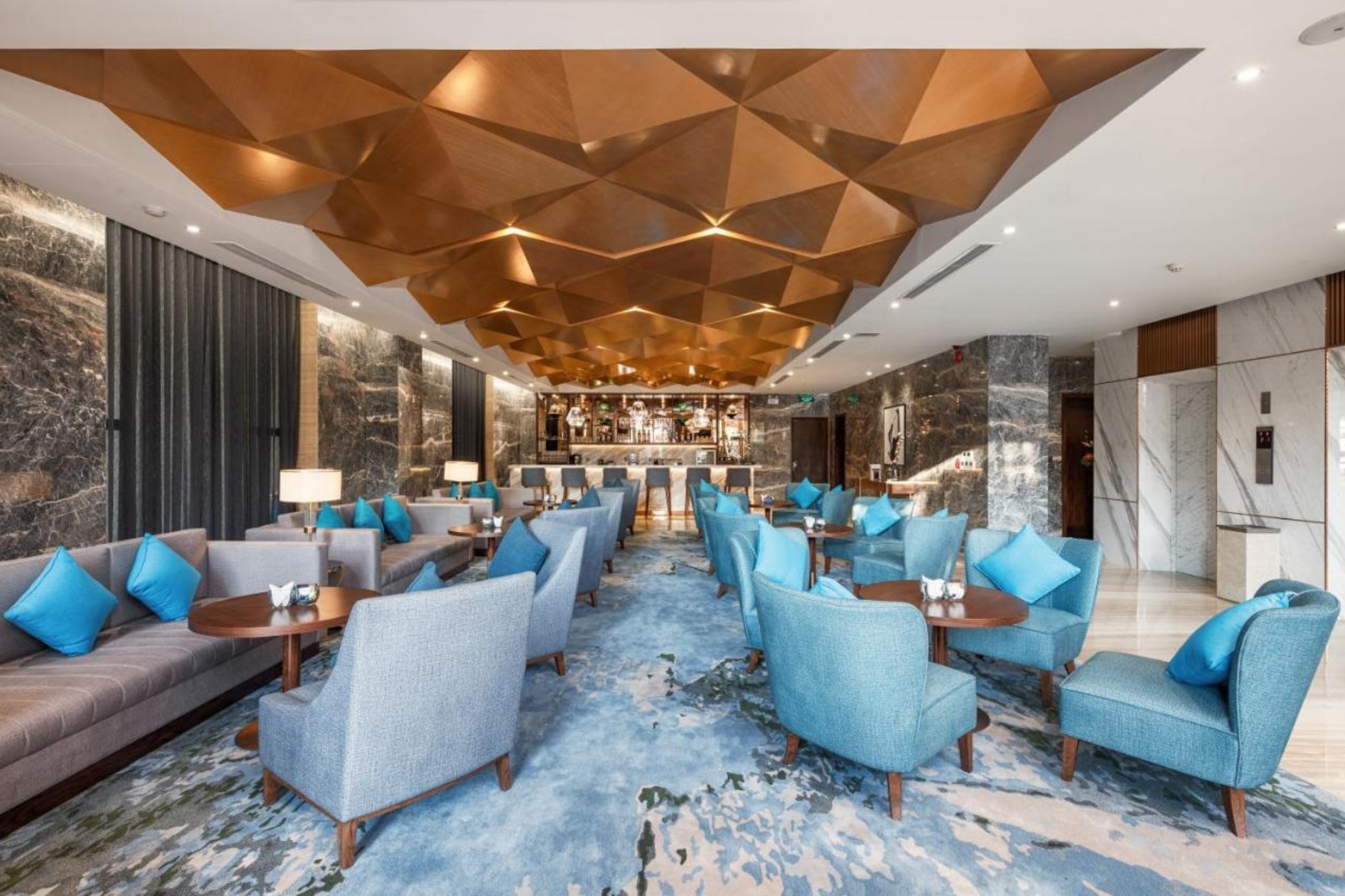Góc chính diện tại quầy bar