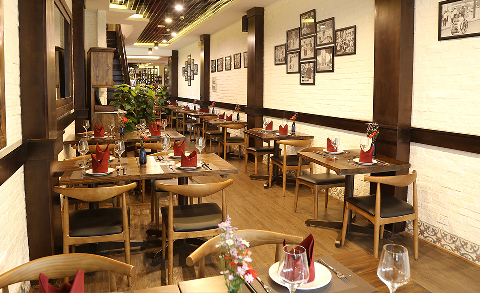 duong restaurant buổi tối 