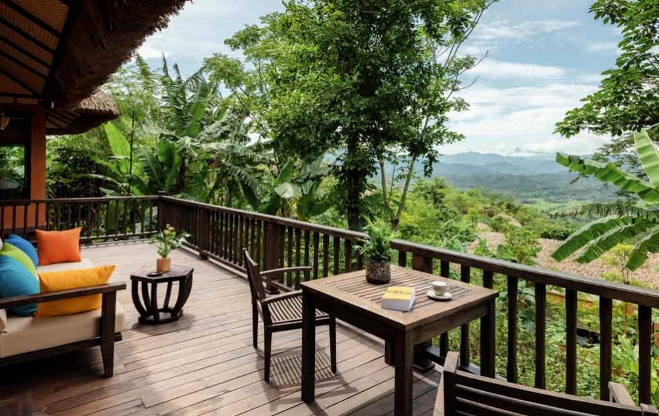 Ban công tại Avana Retreat Resort Hòa Bình