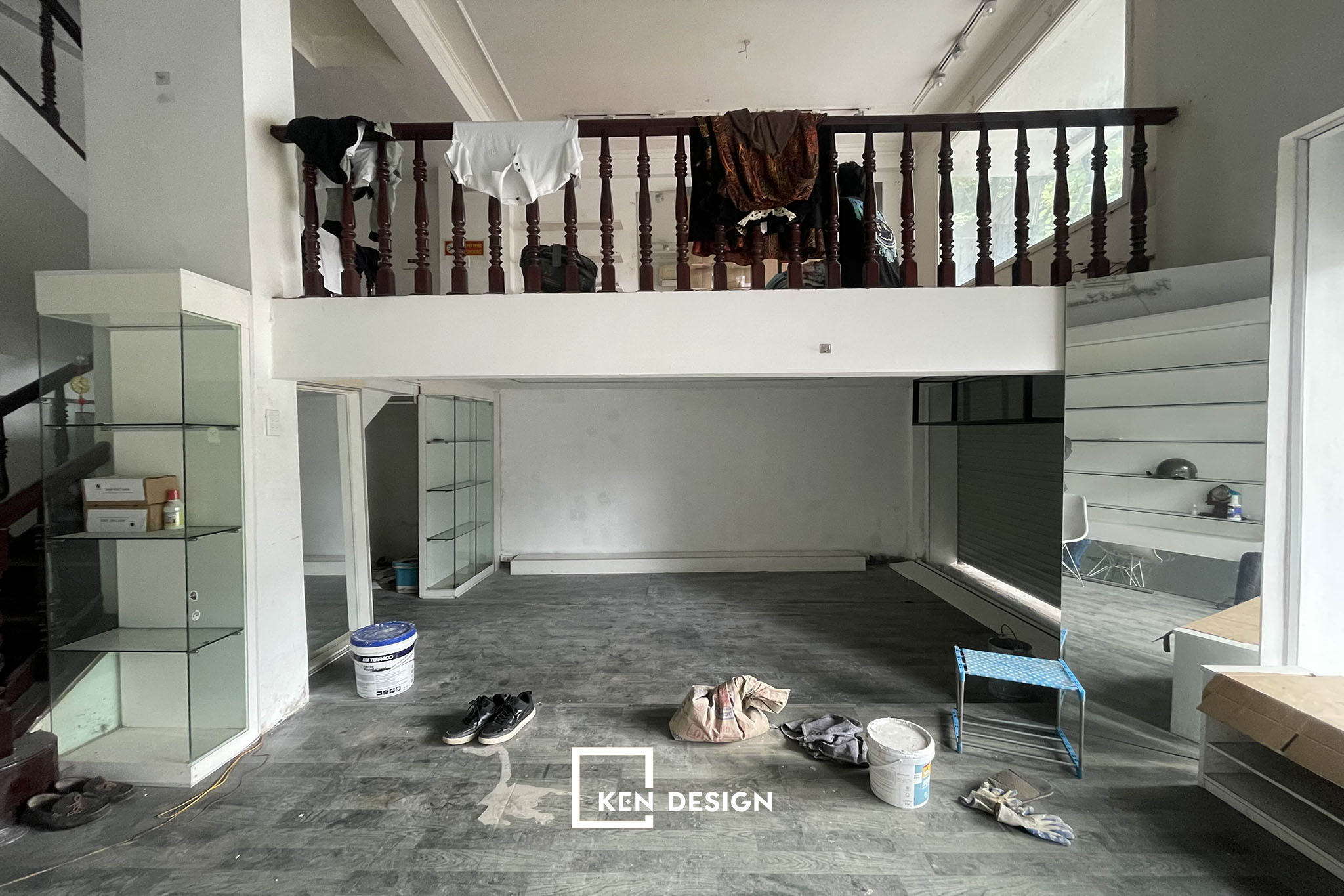 Hiện trạng quán cafe nhỏ, cũ tại Thái Thịnh