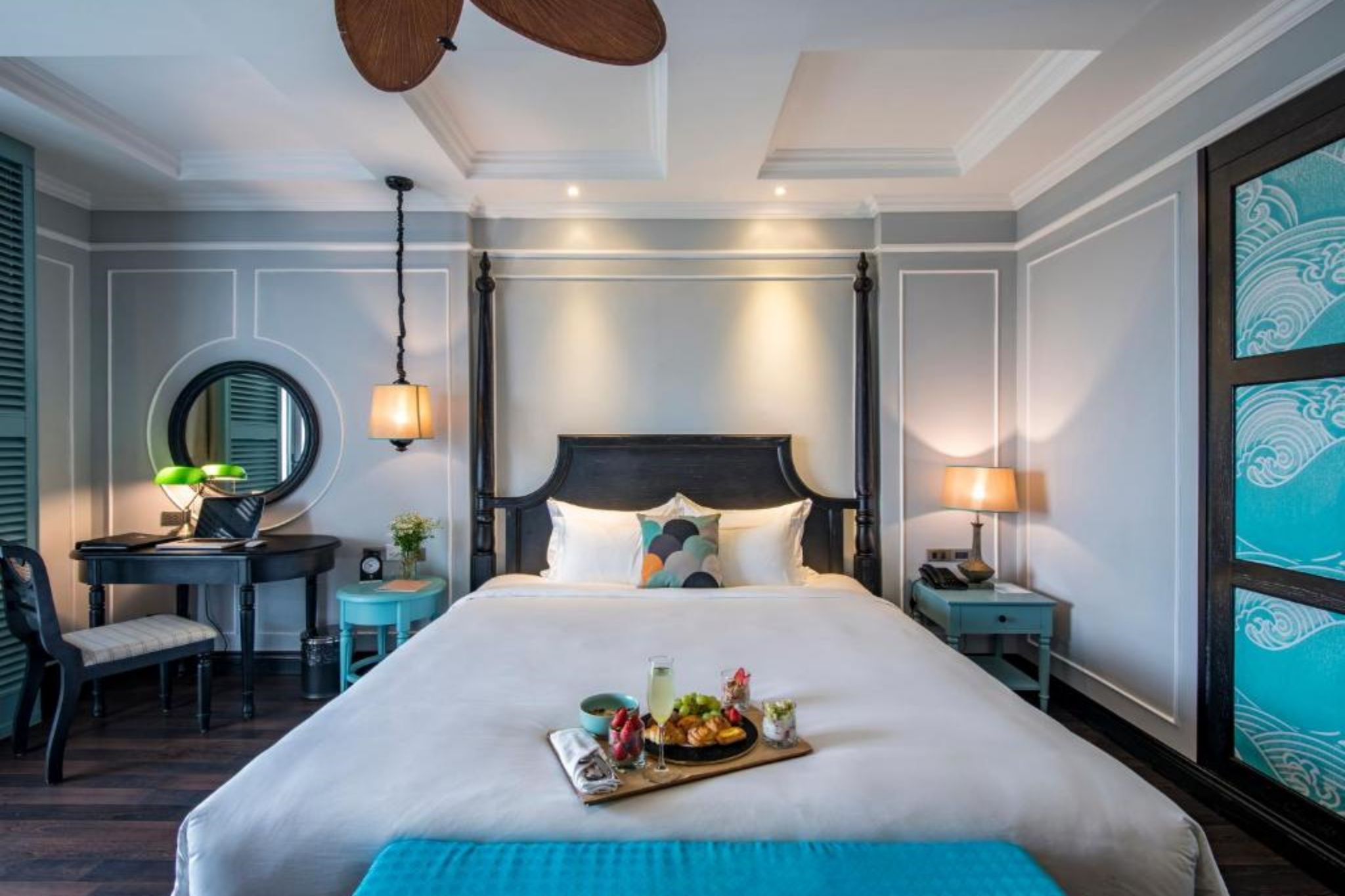 trang trí trong khách sạn 4 sao tại Hội An