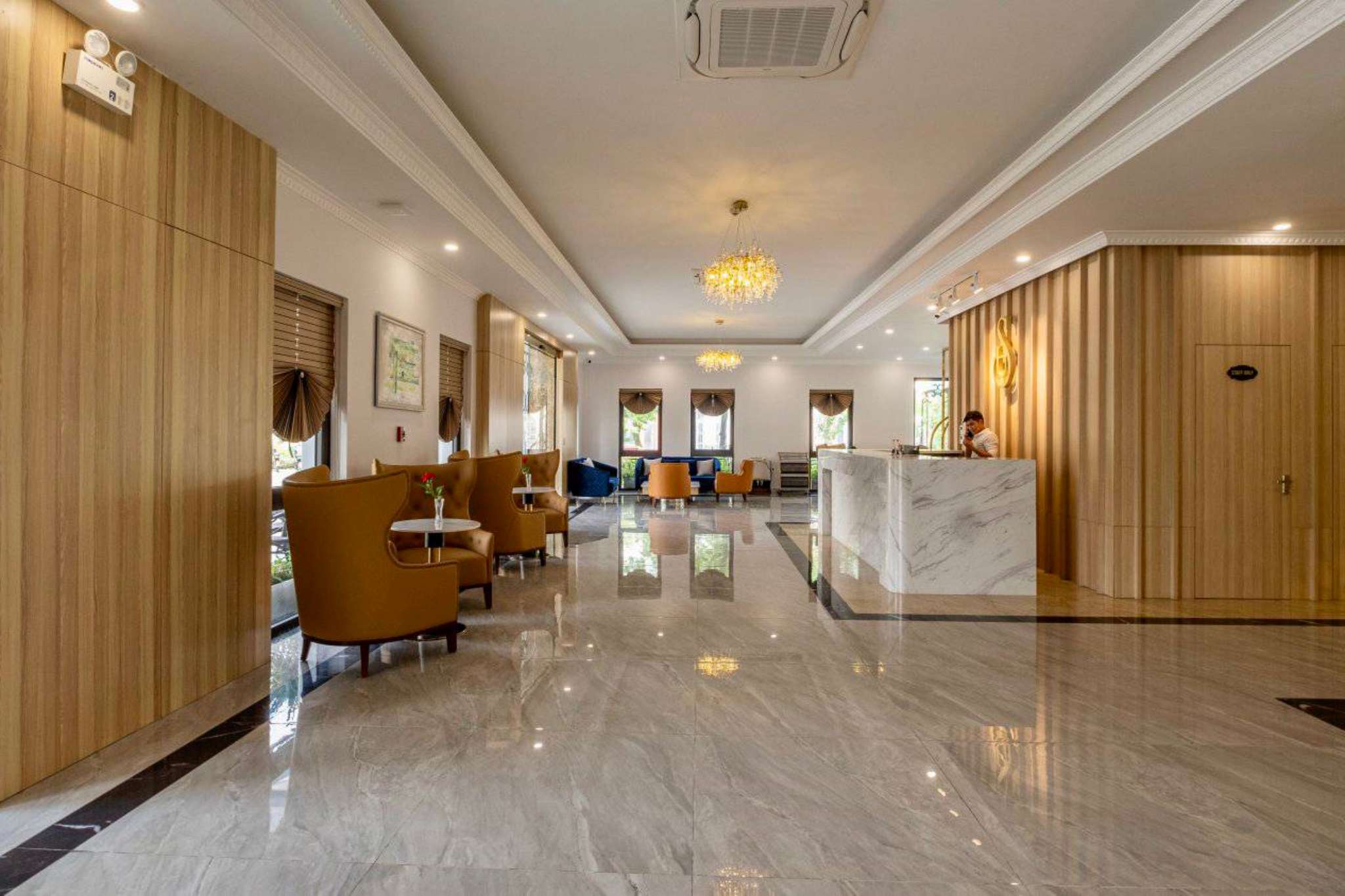 Không gian sảnh của Sun Diamond Hotel Ha Long