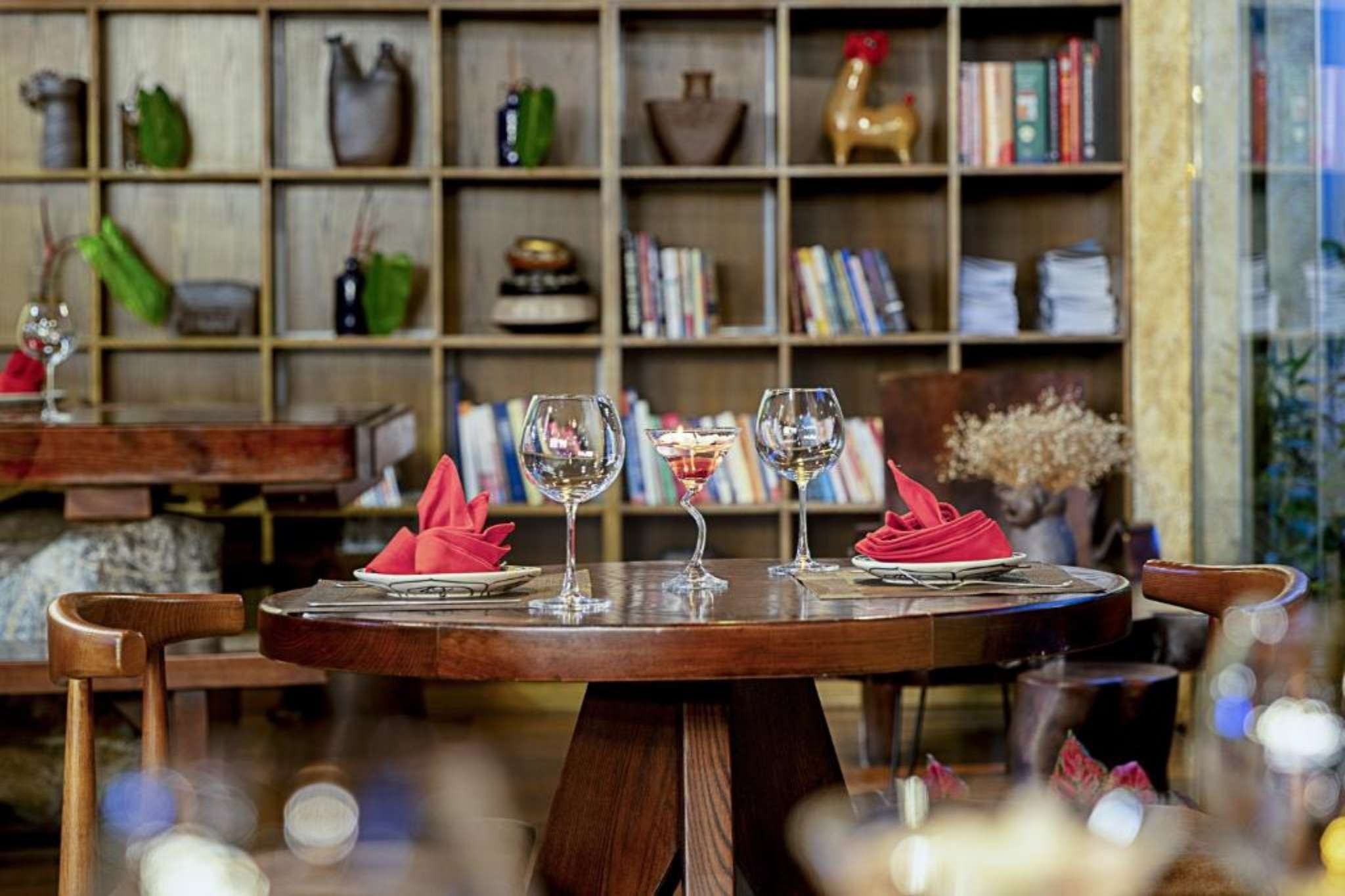 Khu vực bar của khách sạn Draha Ha Long