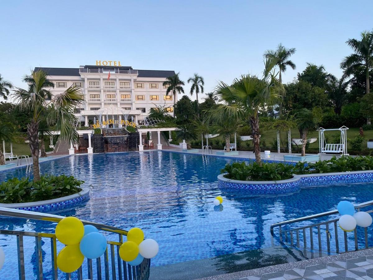 La Saveur De Hòa Bình Resort bể bới