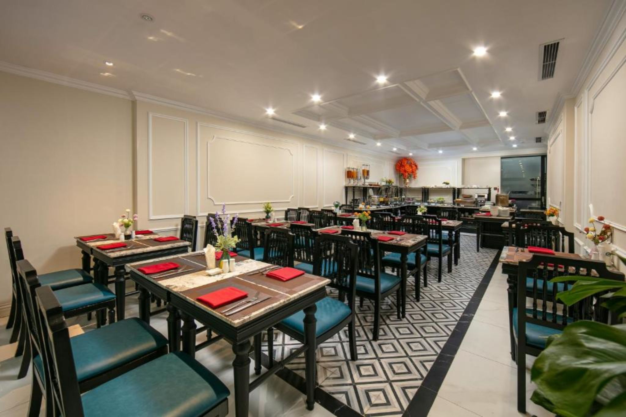 tận dụng tối đa không gian thiết kế thi công nội thất khách sạn