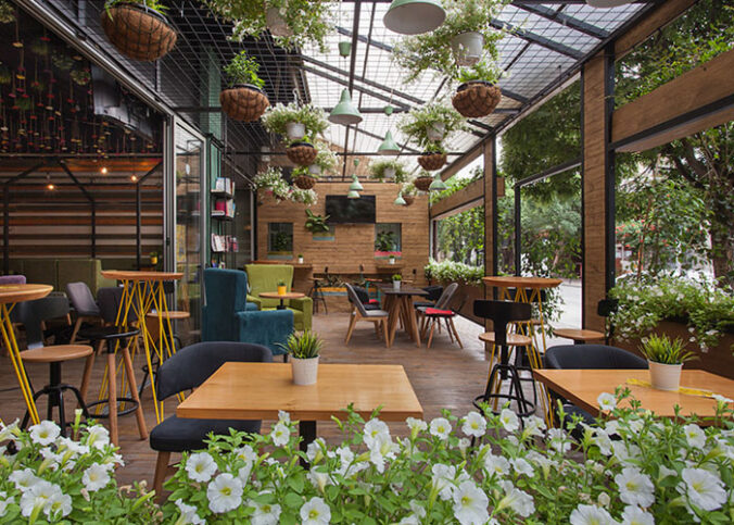 mau-quan-cafe-khung-thep-2-tang-dep
