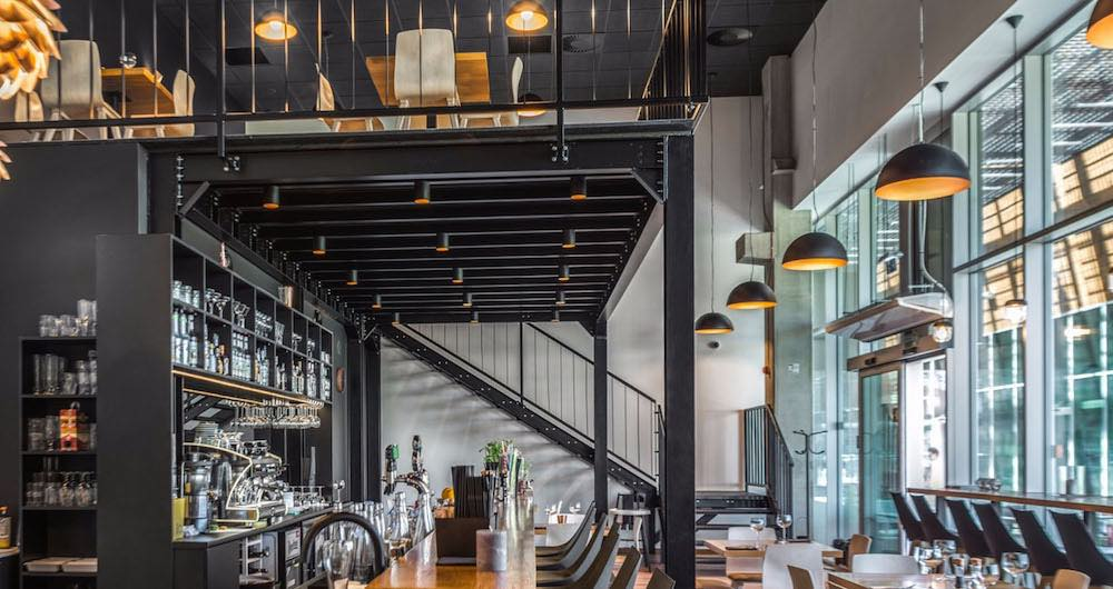 mau-quan-cafe-khung-thep-2-tang-dep