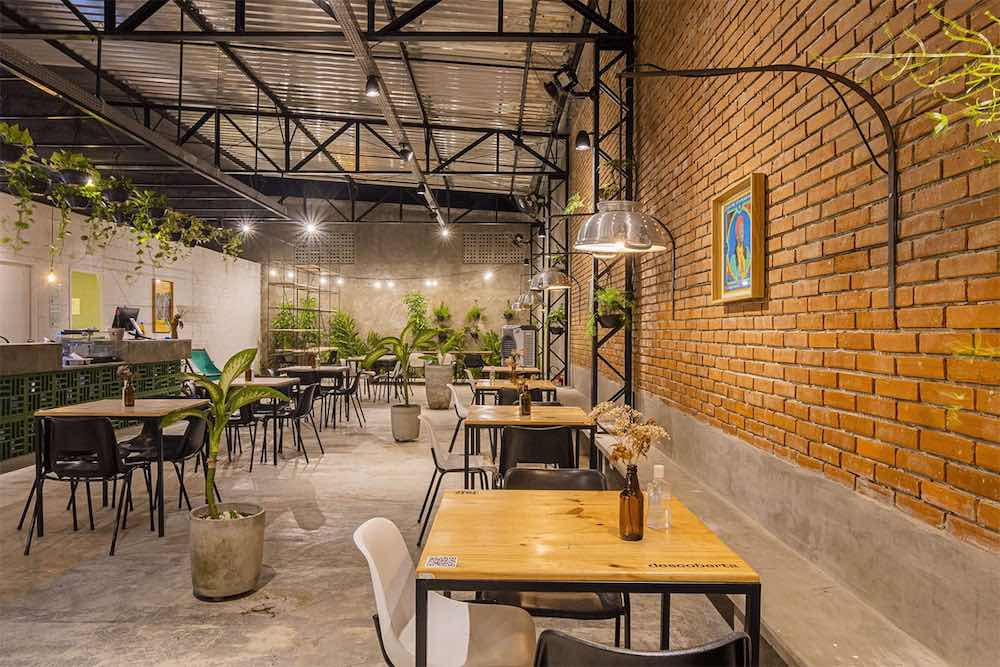 mau-quan-cafe-khung-thep-2-tang