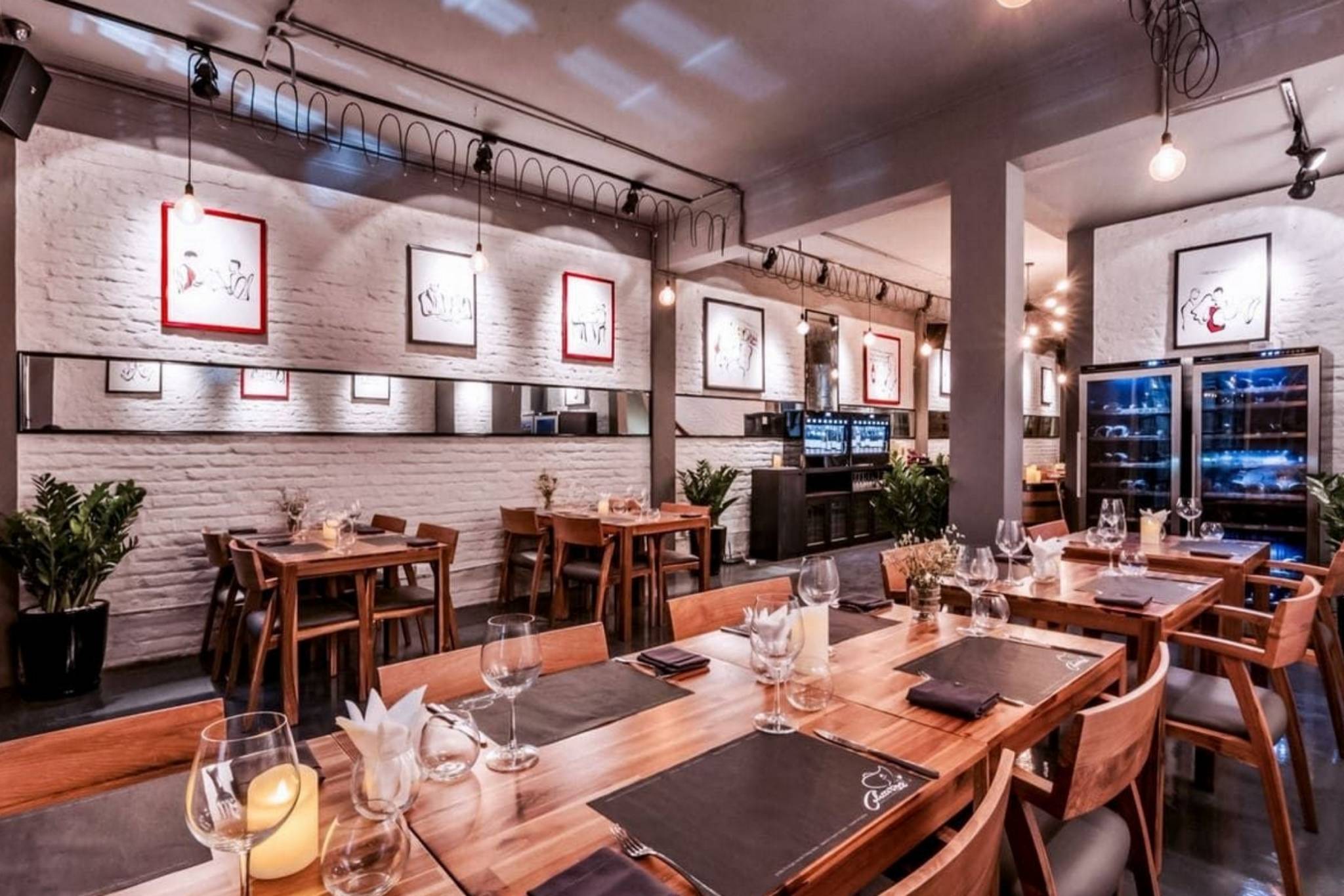 Colette French Bistro & Wine Bar – Không gian Pháp giữa lòng thành phố