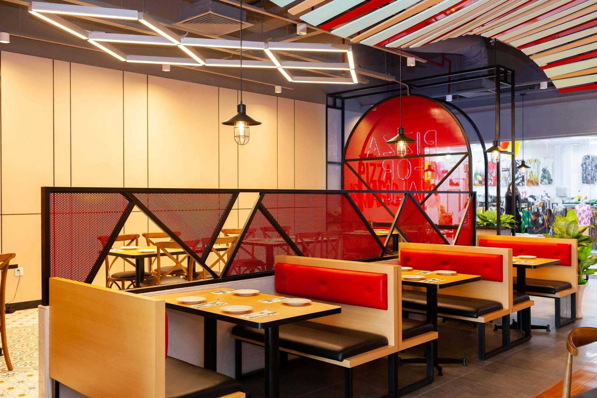 Thiết kế nhà hàng fast food chuyên về pizza