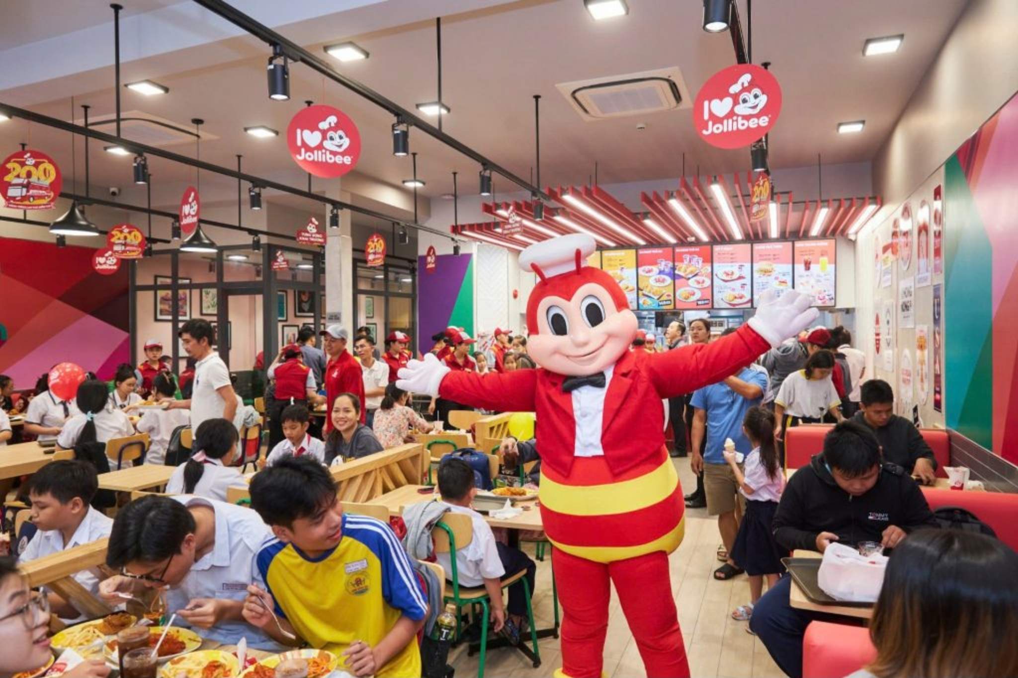 Thiết kế nhà hàng fast food chuyên về gà rán