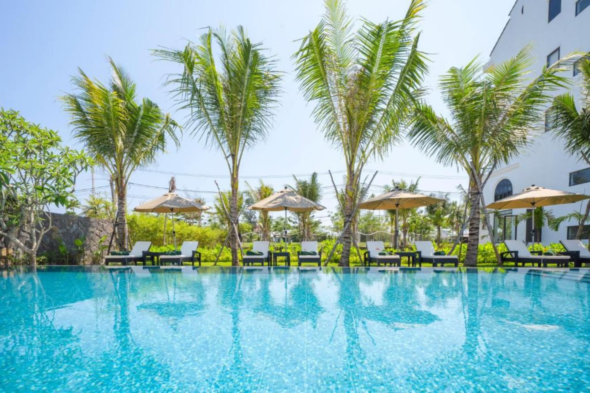 bể bơi của Athenia Boutique Hotel & Spa