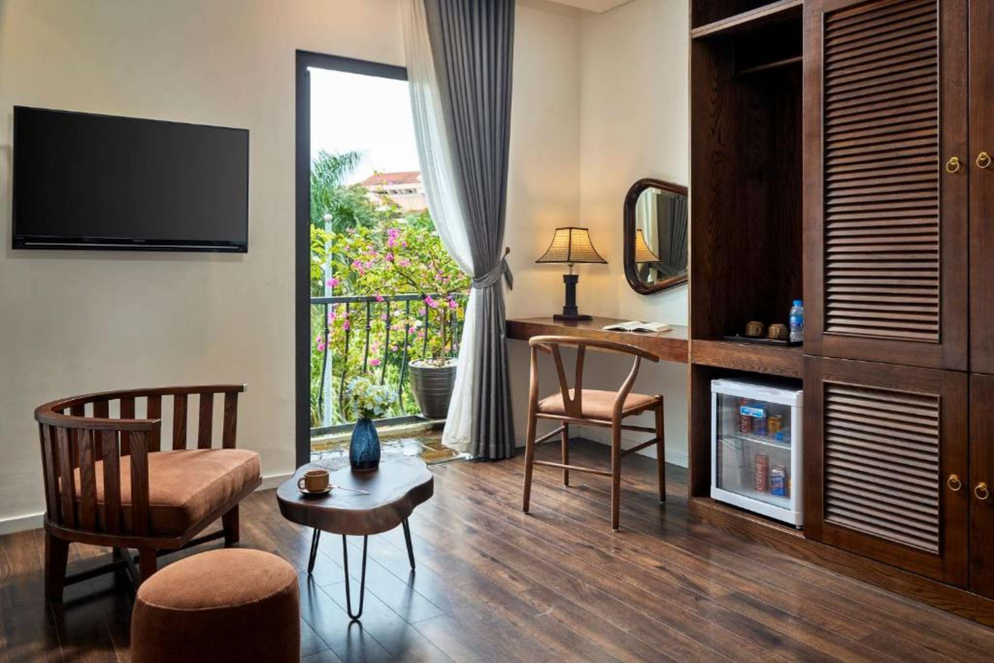 Một góc không gian nhỏ trong phòng nghỉ của Draha Ha Long Hotel