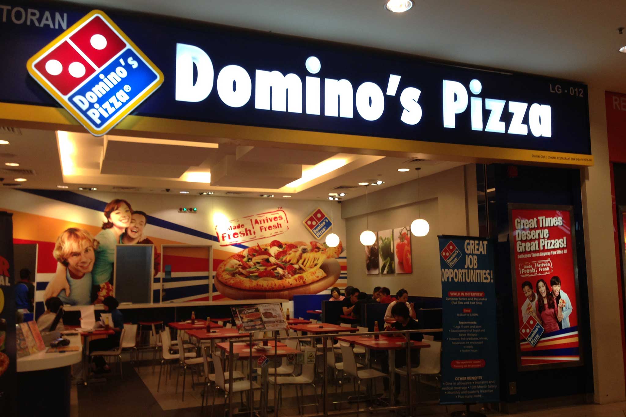 Nhà hàng nhượng quyền Domino's Pizza