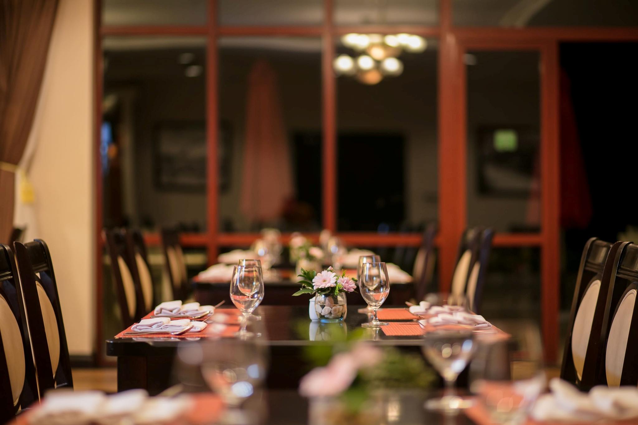 nhà hàng mimosa của  Swiss Belresort Tuyền Lâm 