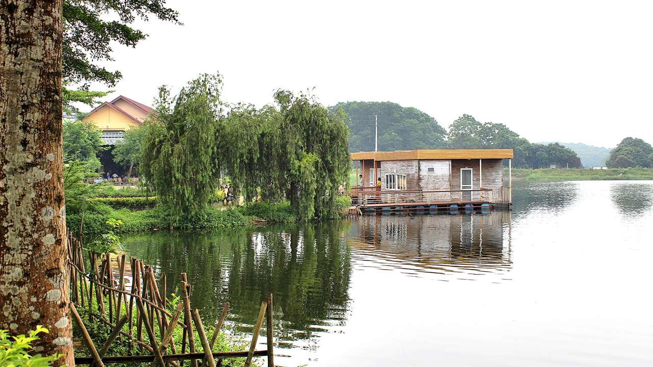 Nhà nổi Tản Đà Spa Resort Ba Vì