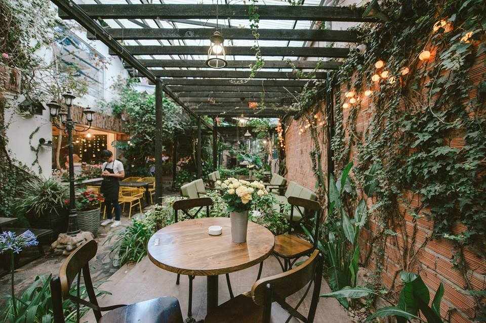 phong cách thiết kế quán Cafe sân vườn độc nhất