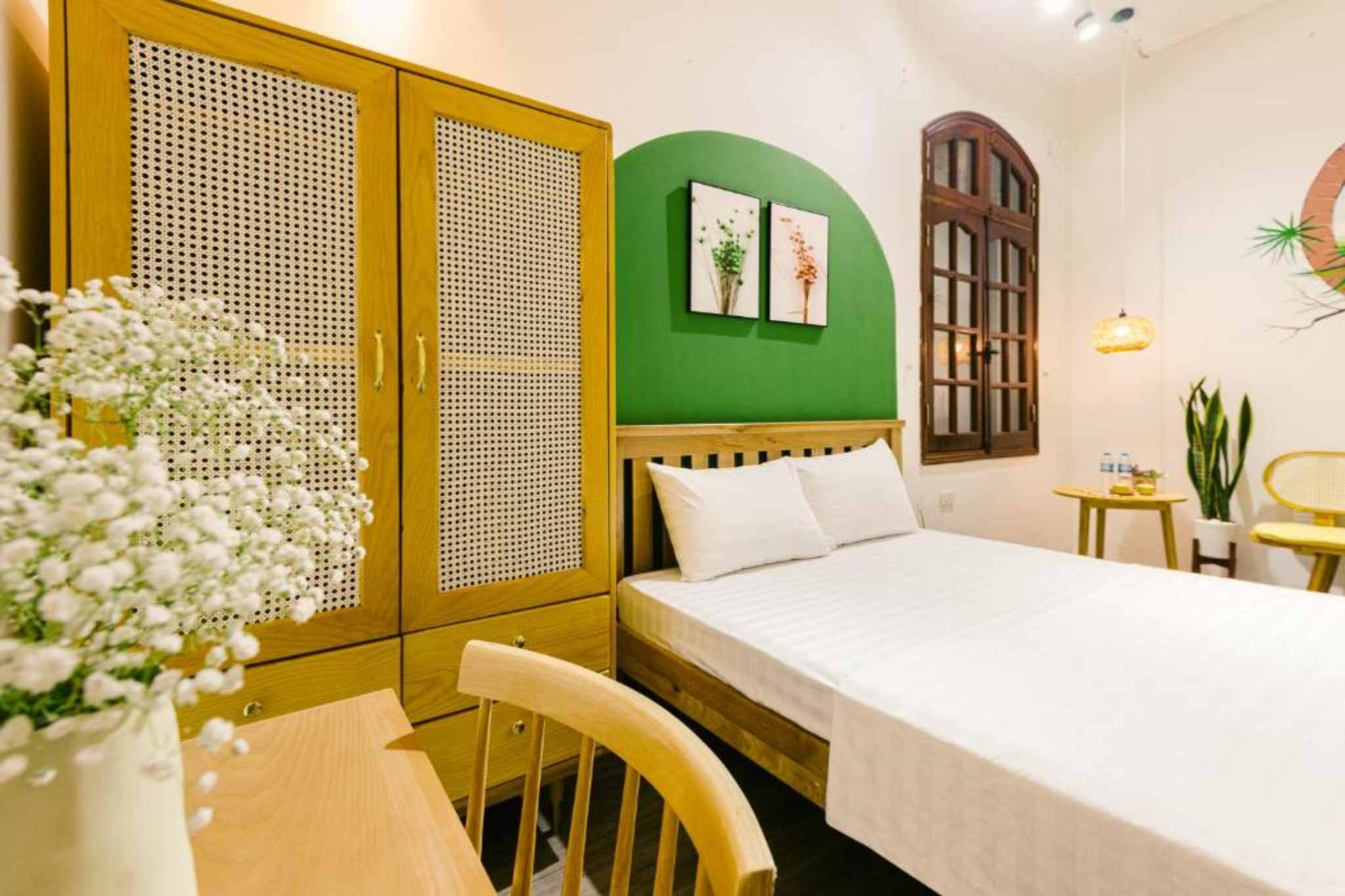 Phòng deluxe giường đôi  của Eden Westlake Hanoi Hotel 